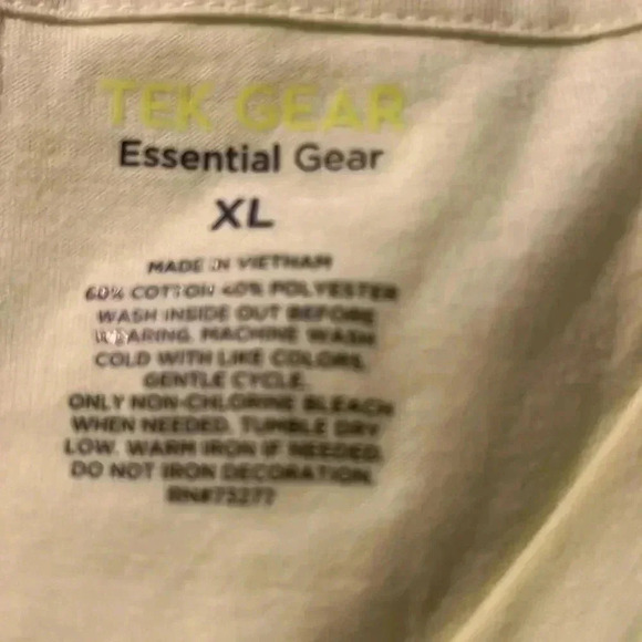 Essential Gear Performance Core I Am Black History Graphic V-Neck Tee Size XL - Picture 5 of 5